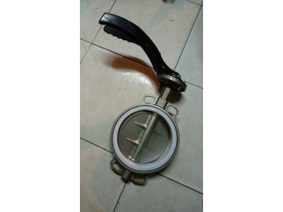 Van Bướm Tay Gạt Gang DN200