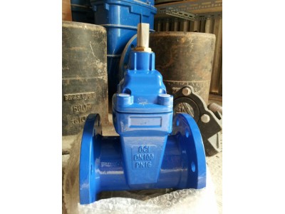 Van Cổng Gang Chất Lượng Cao, Đóng Mở Dễ Dàng, Bền Bỉ